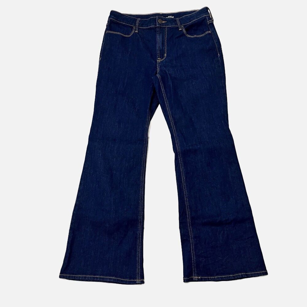 Old Navy High Rise Wow Flare Dark Wash Jeans Size 8 Petite